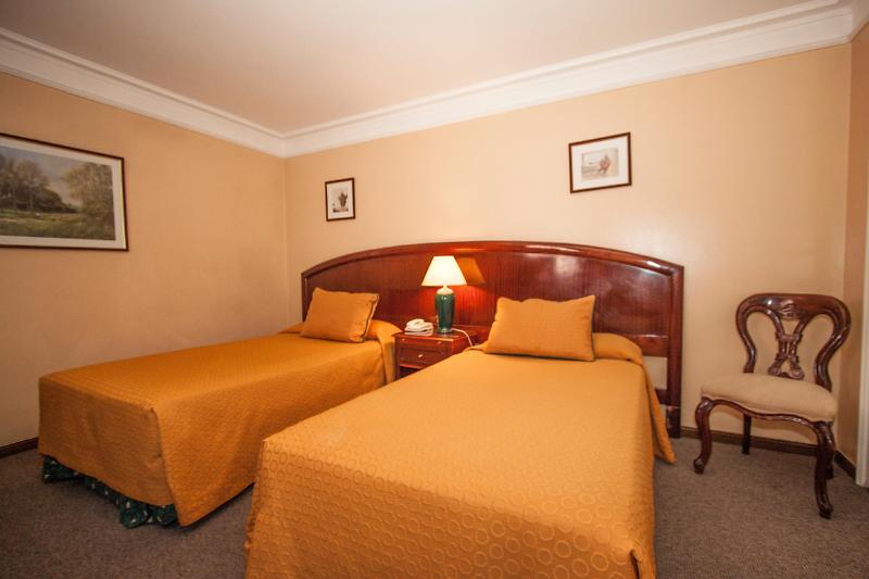 Principado De Asturias Hotel Santiago de Chile Bagian luar foto